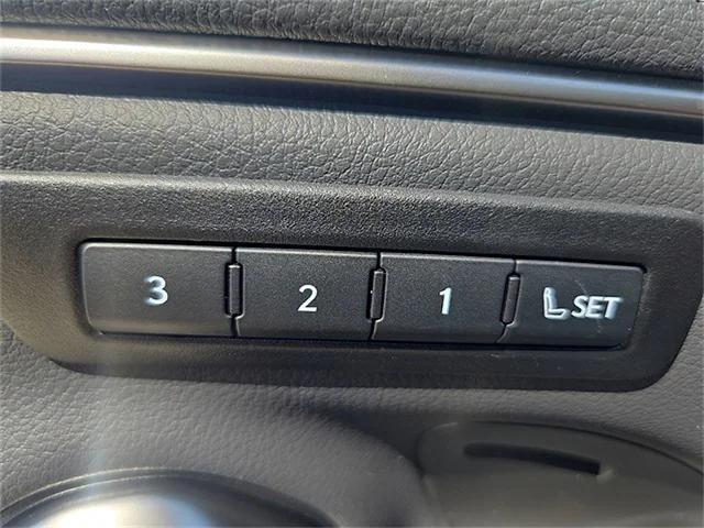new 2025 Lexus ES 350 car, priced at $53,767