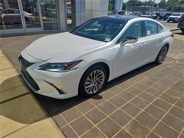 new 2025 Lexus ES 350 car, priced at $53,767