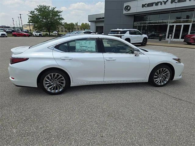 new 2025 Lexus ES 350 car, priced at $51,904