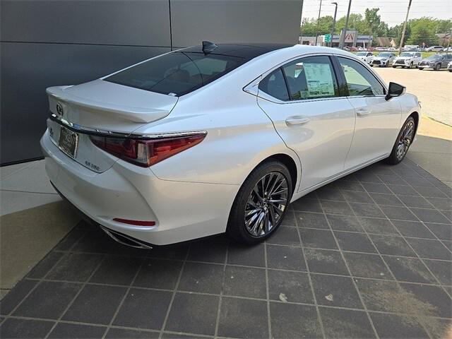 new 2025 Lexus ES 350 car, priced at $51,380