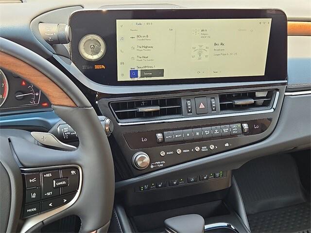 new 2025 Lexus ES 350 car, priced at $51,380