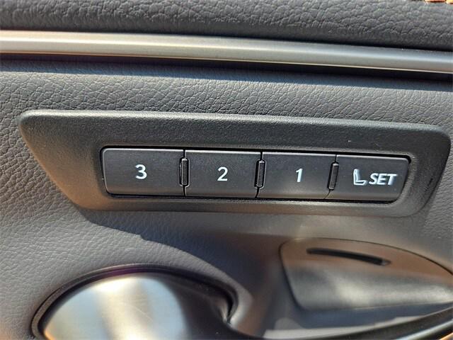 new 2025 Lexus ES 350 car, priced at $51,380