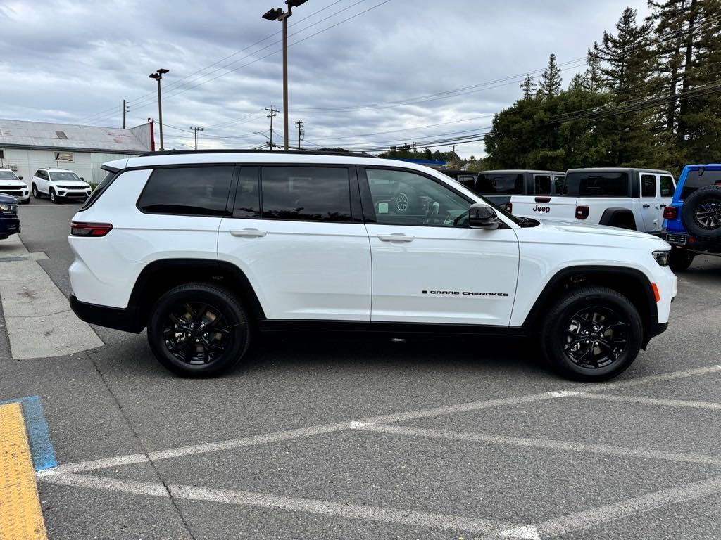 new 2025 Jeep Grand Cherokee L car, priced at $47,935