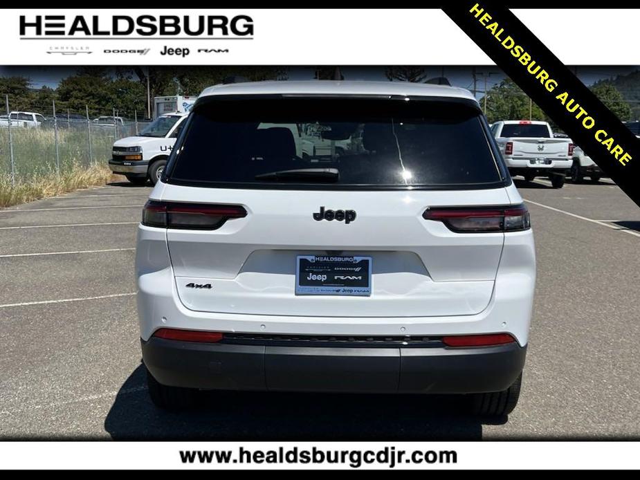 new 2024 Jeep Grand Cherokee L car, priced at $49,075