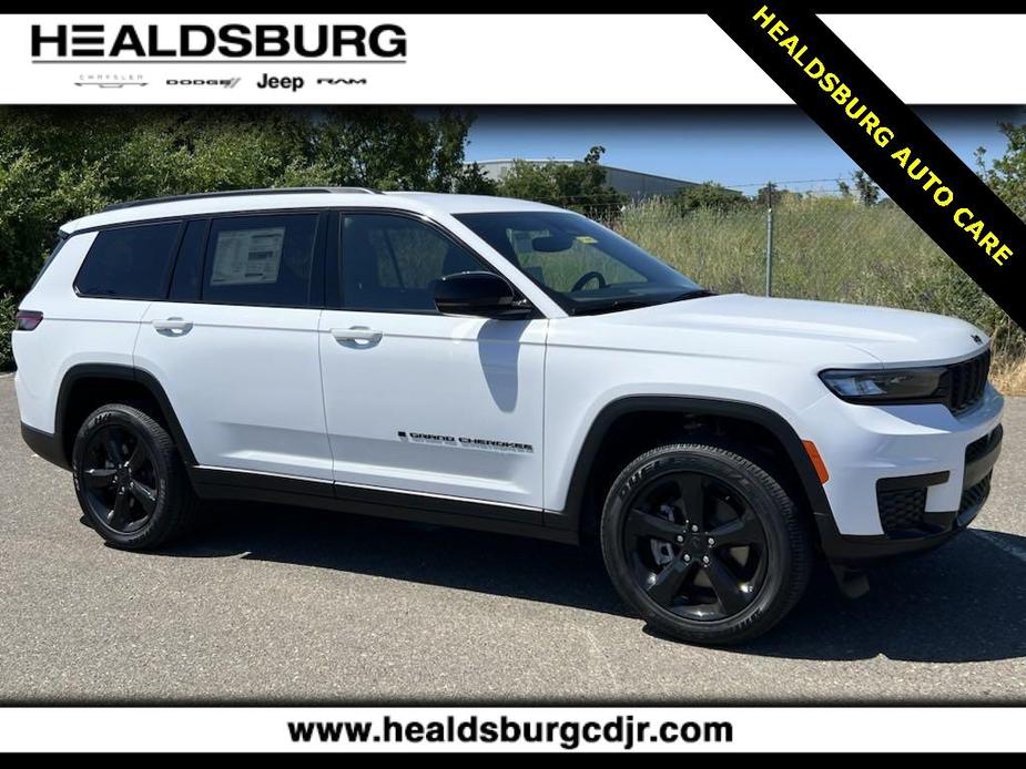 new 2024 Jeep Grand Cherokee L car, priced at $49,075