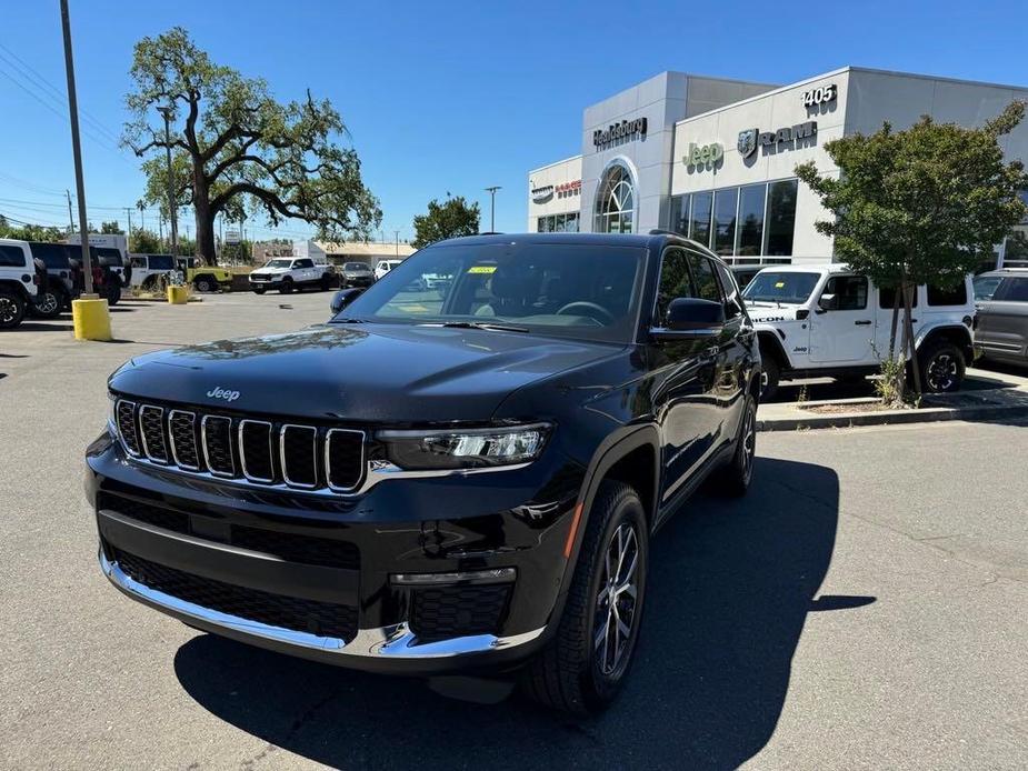 new 2024 Jeep Grand Cherokee L car, priced at $58,830