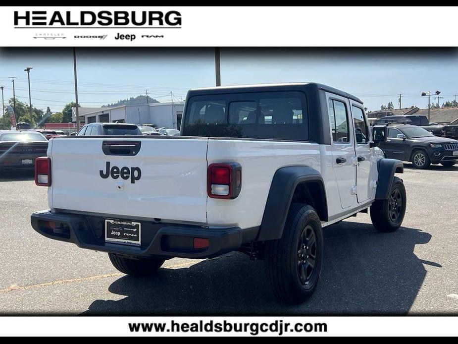 new 2024 Jeep Gladiator car, priced at $41,129