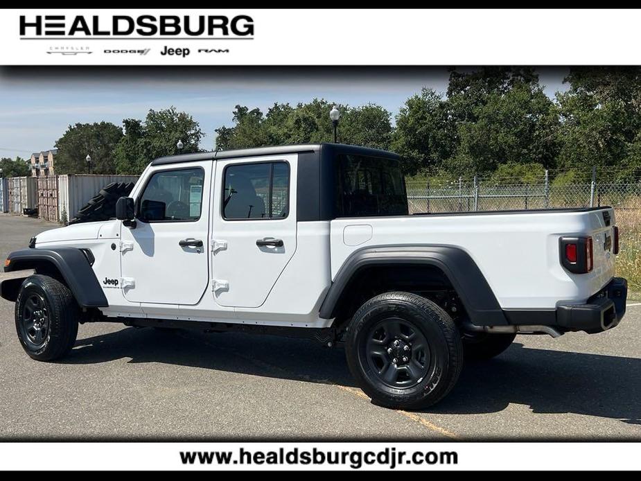 new 2024 Jeep Gladiator car, priced at $41,129