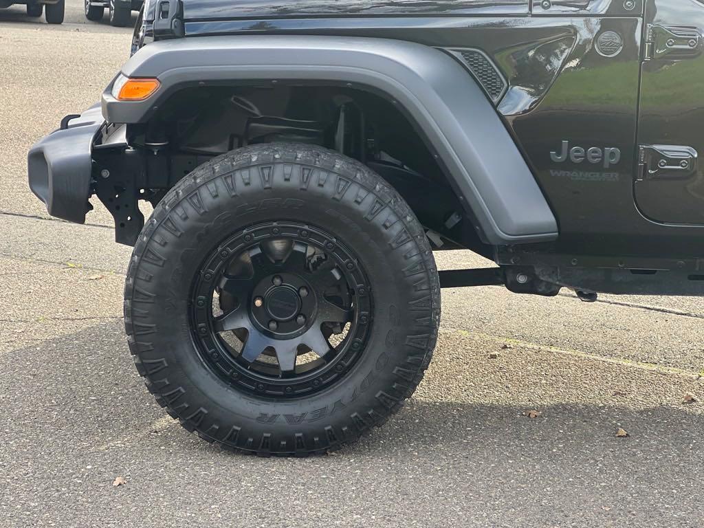 used 2020 Jeep Wrangler Unlimited car, priced at $28,274