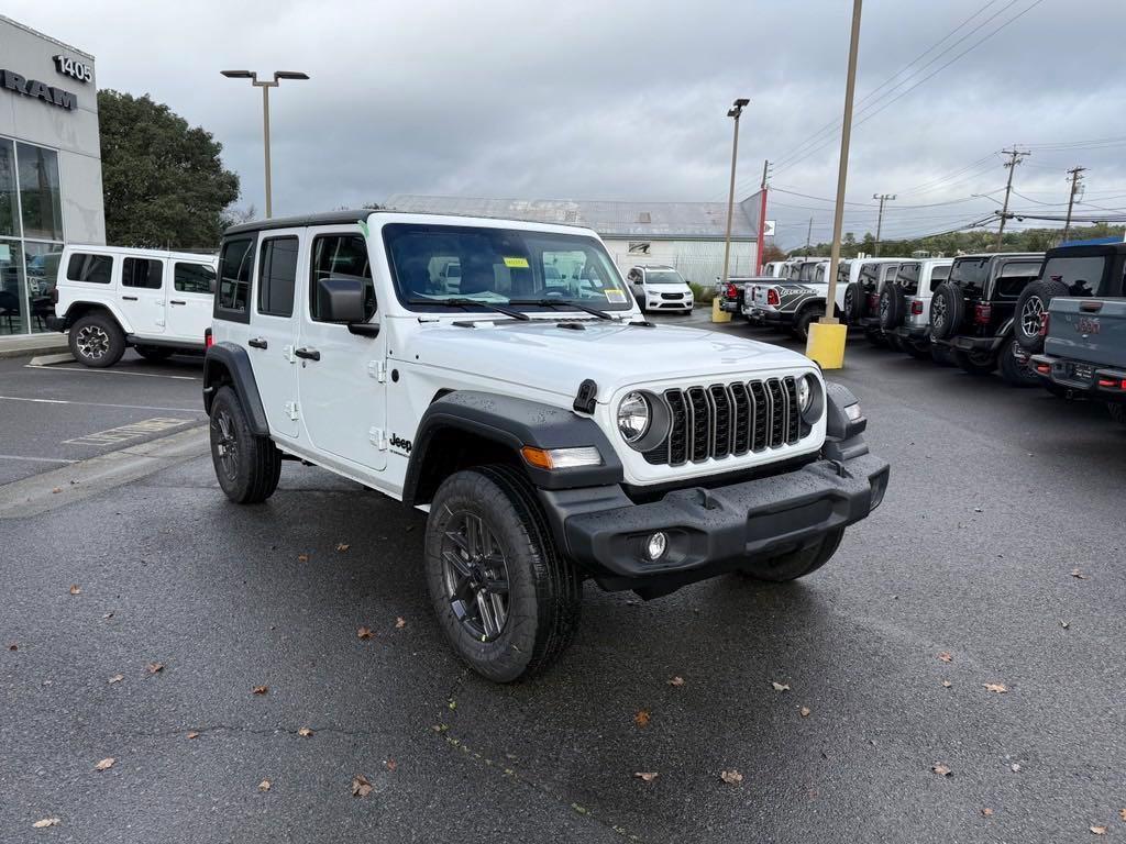 new 2025 Jeep Wrangler car, priced at $46,485