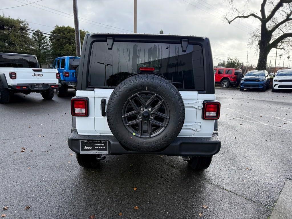 new 2025 Jeep Wrangler car, priced at $46,485