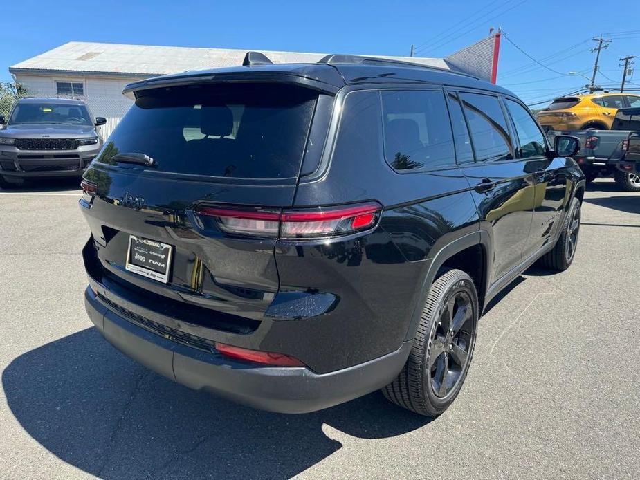 new 2024 Jeep Grand Cherokee L car, priced at $49,670