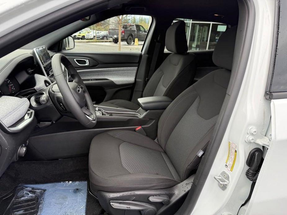 new 2025 Jeep Compass car, priced at $27,495