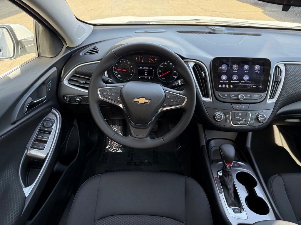 new 2025 Chevrolet Malibu car, priced at $27,995