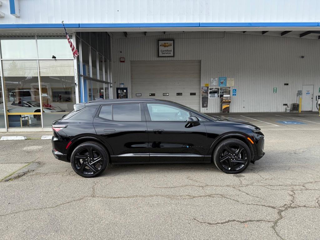 new 2024 Chevrolet Equinox EV car