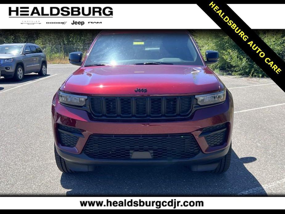 new 2024 Jeep Grand Cherokee car, priced at $49,670