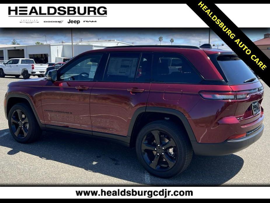 new 2024 Jeep Grand Cherokee car, priced at $49,670