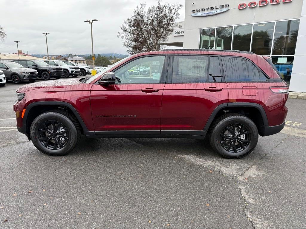 new 2025 Jeep Grand Cherokee car, priced at $46,530