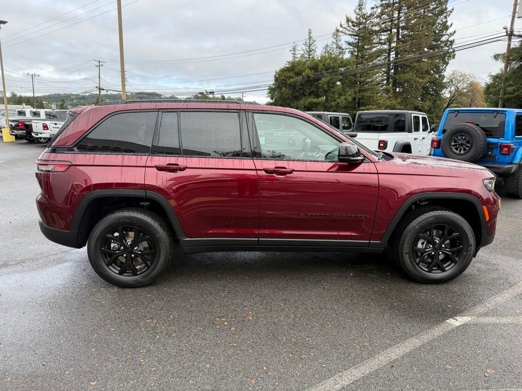 new 2025 Jeep Grand Cherokee car, priced at $46,530