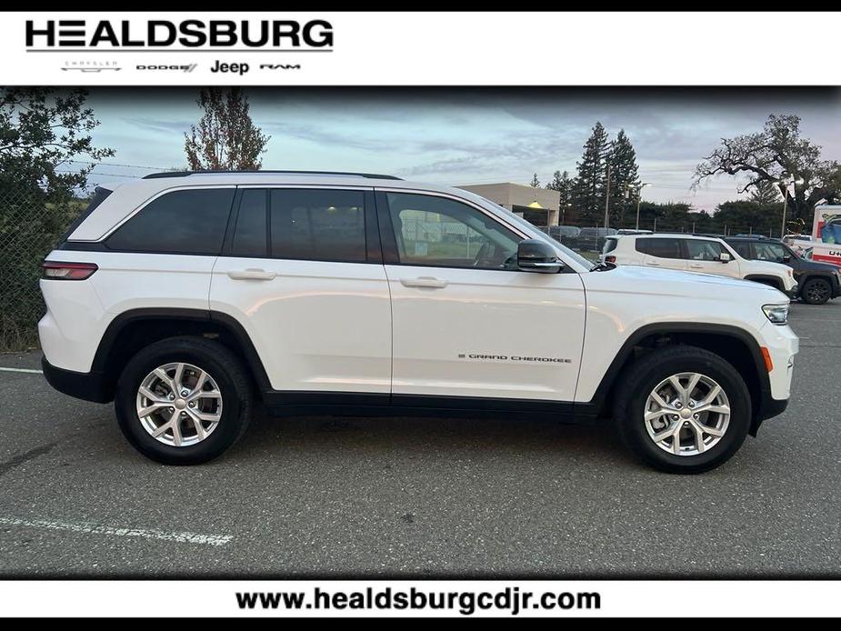 used 2024 Jeep Grand Cherokee car, priced at $39,500