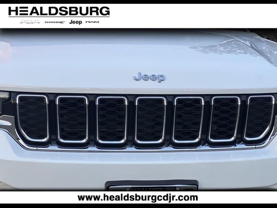 used 2024 Jeep Grand Cherokee car, priced at $39,500