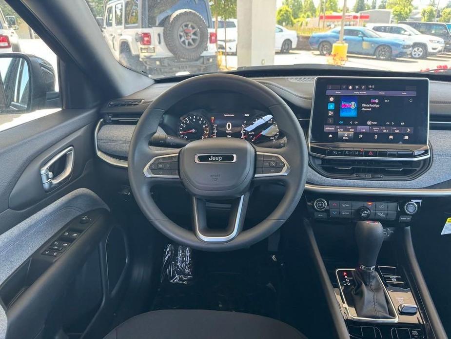 new 2024 Jeep Compass car, priced at $28,090