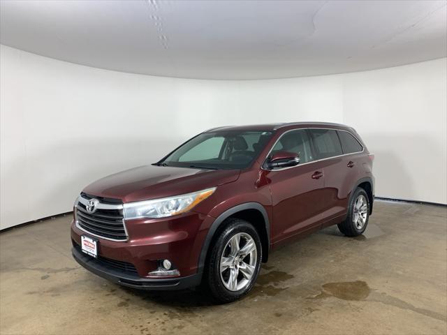 used 2014 Toyota Highlander car, priced at $19,219