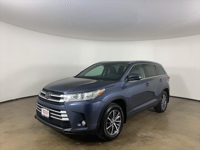 used 2018 Toyota Highlander car, priced at $21,740