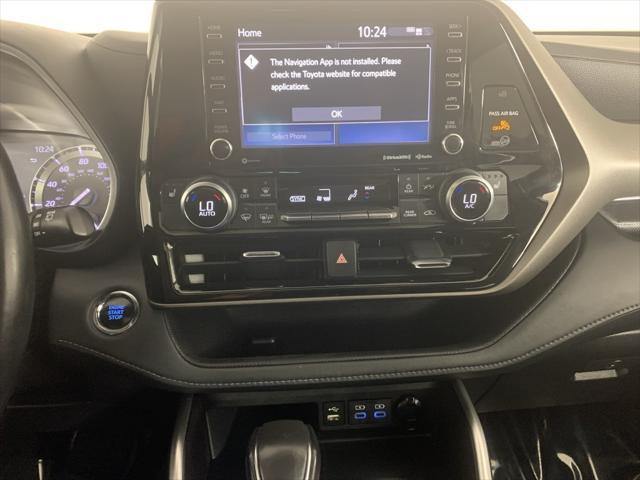 used 2022 Toyota Highlander car, priced at $37,413