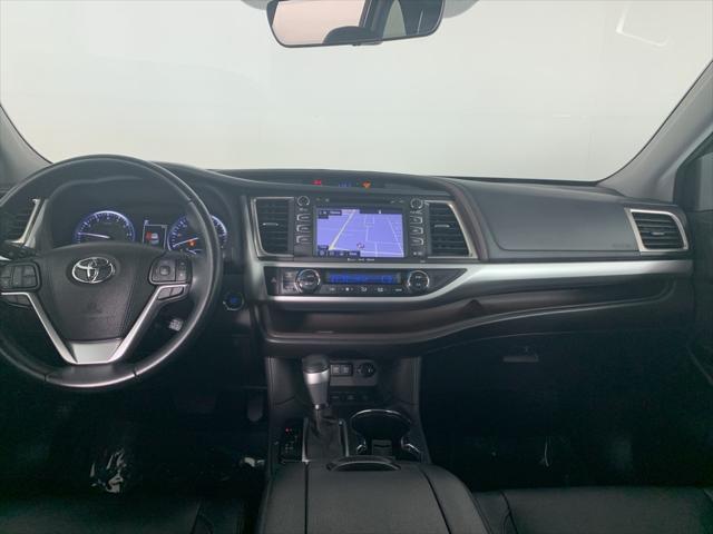 used 2018 Toyota Highlander car, priced at $29,300