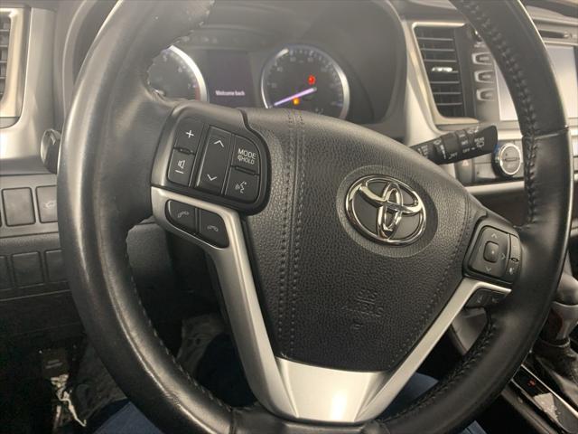 used 2018 Toyota Highlander car, priced at $29,300