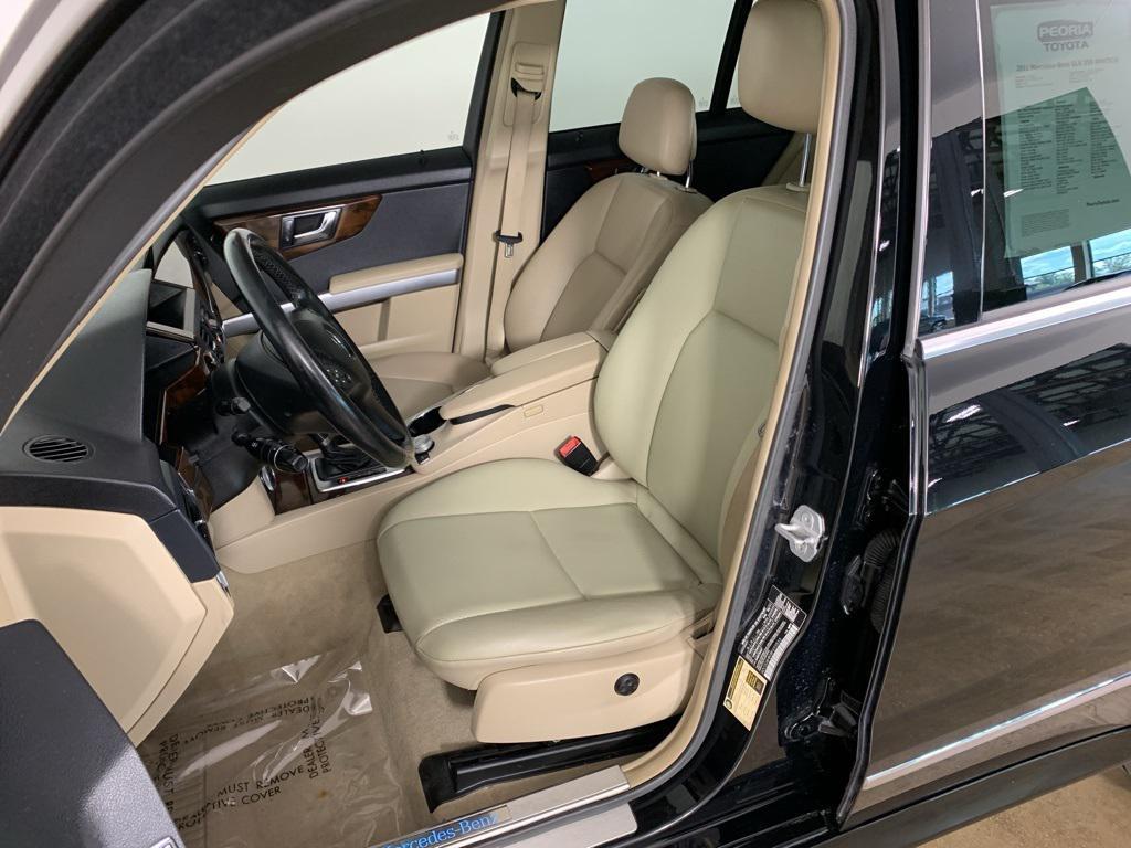 used 2011 Mercedes-Benz GLK-Class car, priced at $7,555