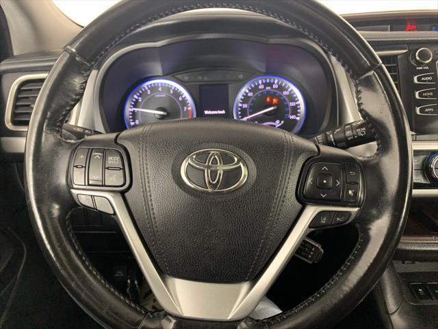 used 2017 Toyota Highlander car, priced at $25,406