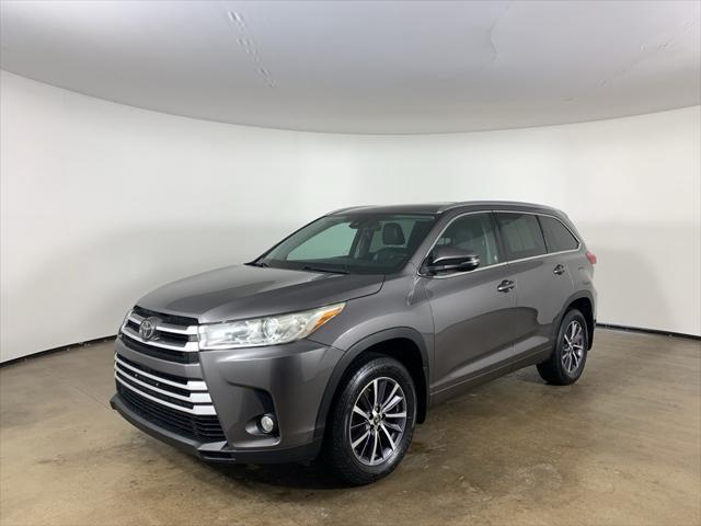 used 2017 Toyota Highlander car, priced at $25,406