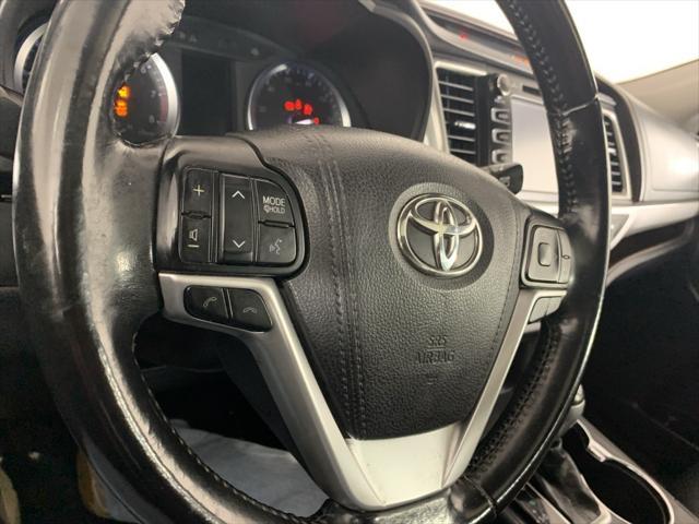 used 2017 Toyota Highlander car, priced at $25,406