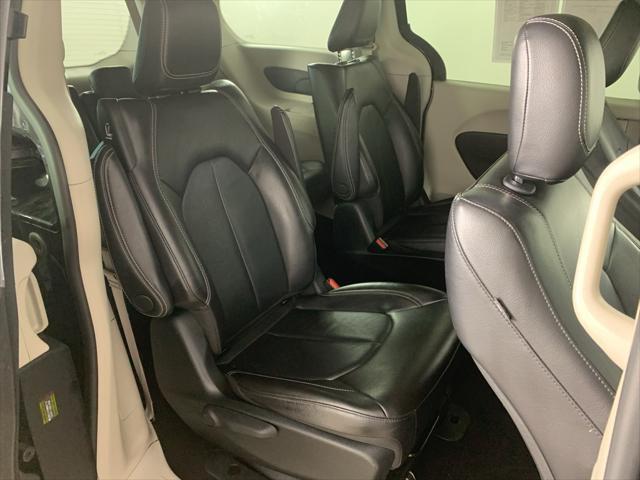 used 2022 Chrysler Pacifica Hybrid car, priced at $28,500