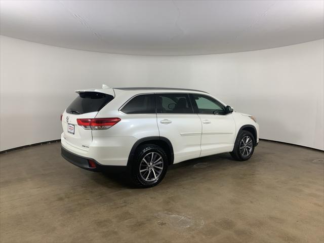 used 2017 Toyota Highlander car, priced at $28,911