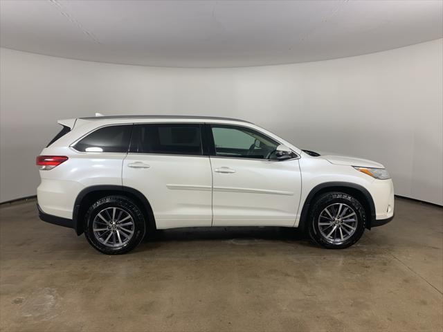 used 2017 Toyota Highlander car, priced at $28,911