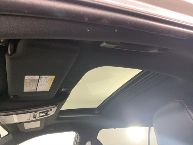 used 2022 Toyota Highlander car, priced at $39,964