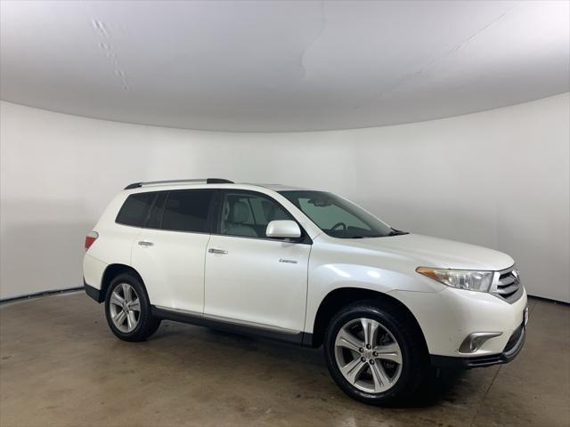 used 2013 Toyota Highlander car, priced at $10,750