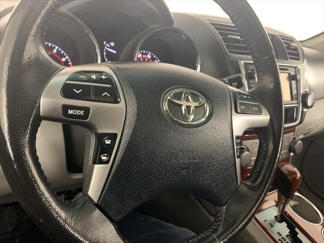 used 2013 Toyota Highlander car, priced at $10,750