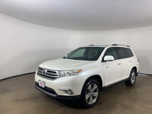 used 2013 Toyota Highlander car, priced at $10,750