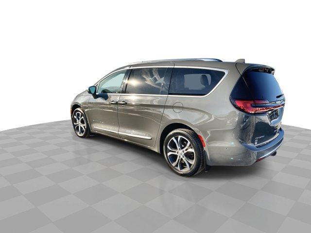 used 2022 Chrysler Pacifica car, priced at $38,519