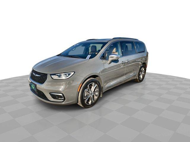 used 2022 Chrysler Pacifica car, priced at $38,519