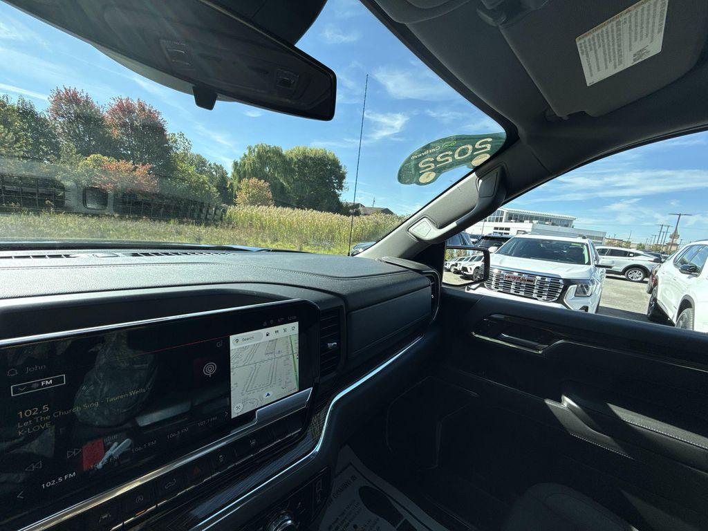 used 2022 GMC Sierra 1500 car, priced at $43,525