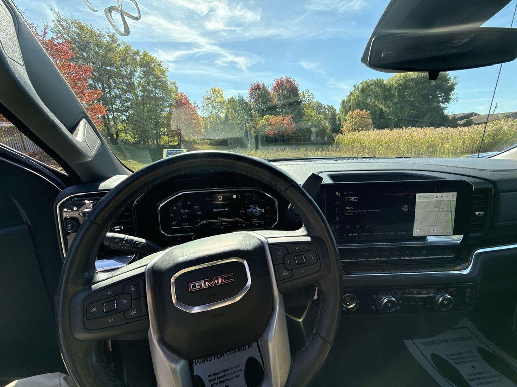 used 2022 GMC Sierra 1500 car, priced at $43,525