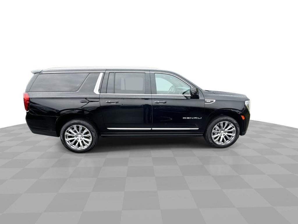 used 2022 GMC Yukon XL car, priced at $53,459