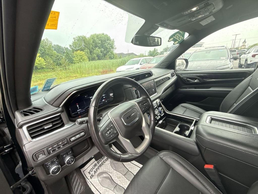 used 2022 GMC Yukon XL car, priced at $53,459