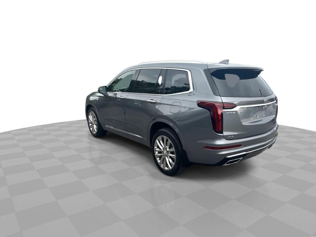 used 2022 Cadillac XT6 car, priced at $35,543