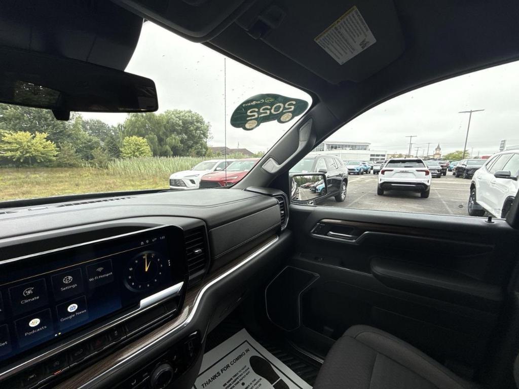 used 2022 Chevrolet Silverado 1500 car, priced at $34,531